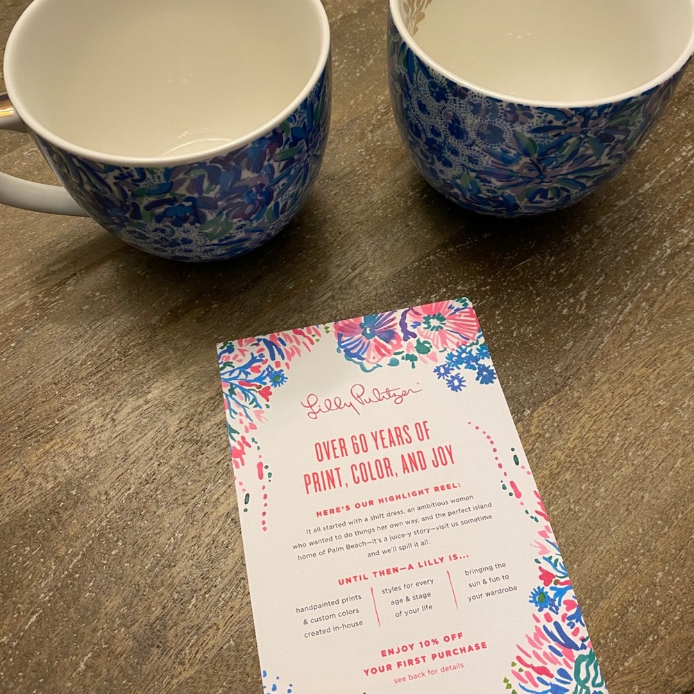NWT in box Lilly Pulitzer Ceramic Mugs (2)